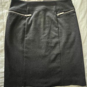 Michael Kors Gray Pencil Skirt Front MK Zipper Faux Pockets Size 10 Length 22”
